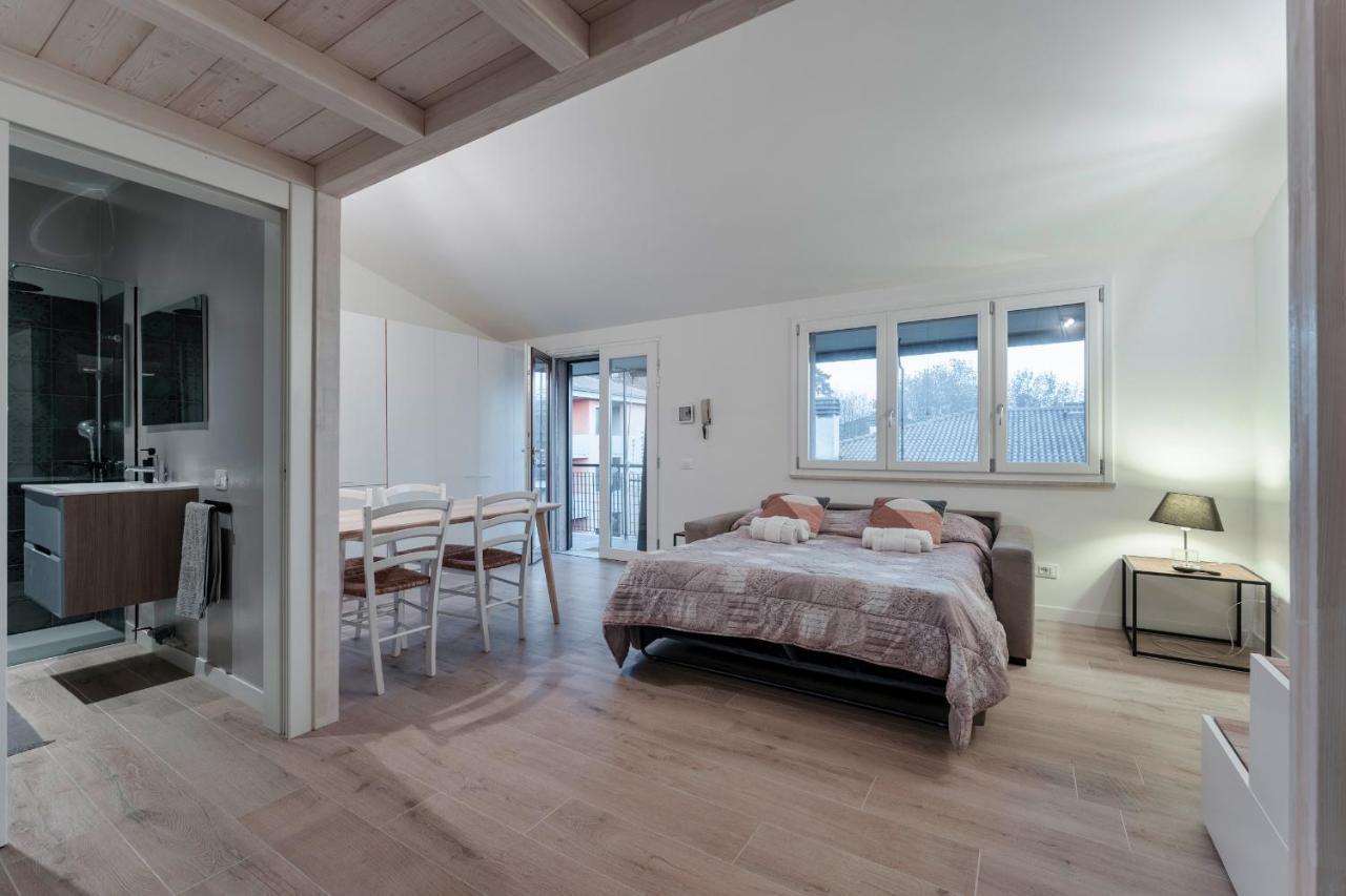 Casa Lugana 19 - Monolocale Con Piscina Direttamente A Lago Sirmione Exterior photo